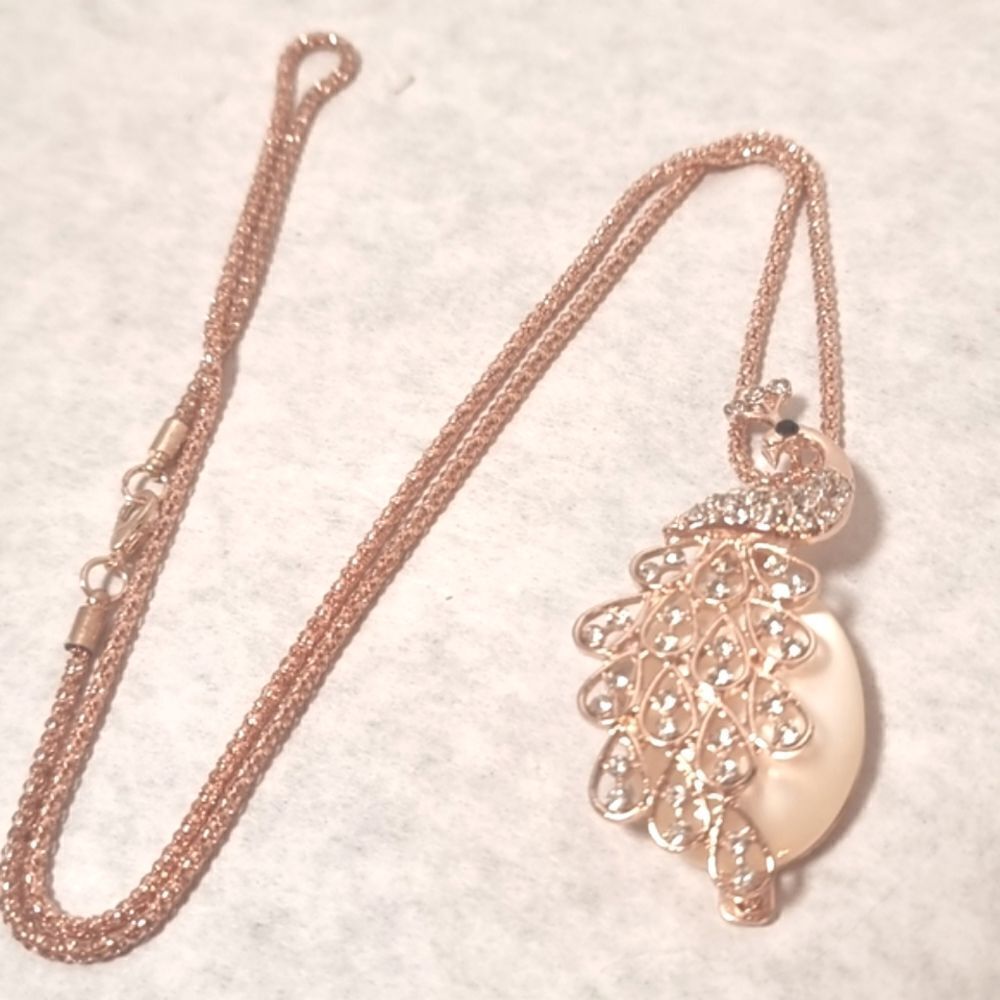 ROSE GOLD PEACOCK PENDANT SWEATER TUNIC NECKLACE